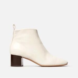Everlane The Day Ankle Boots in Bone, Italian Leather